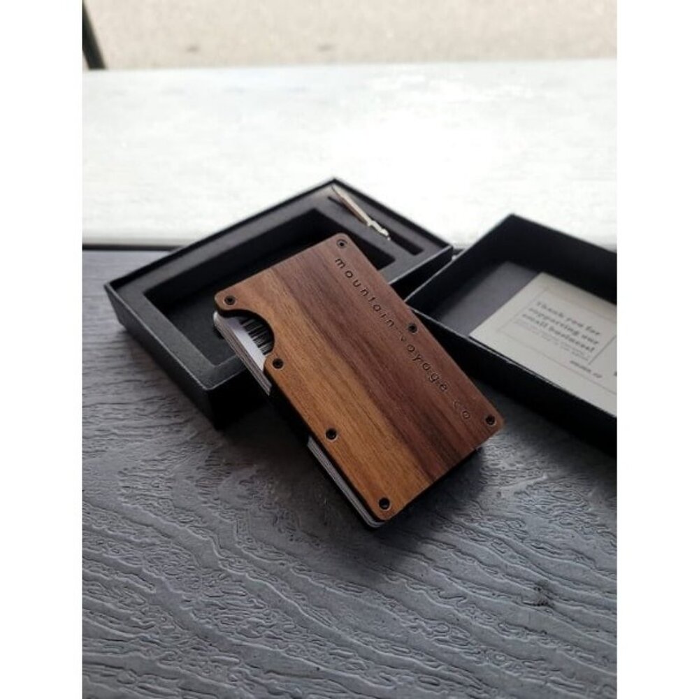 Minimalist Wallet for Men - Slim RFID Wallet, Scratch Resistant